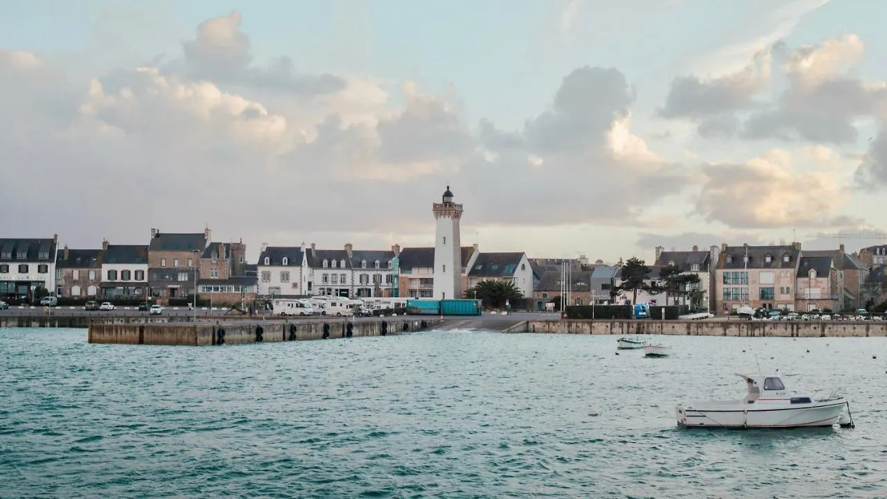 Studio Au Pied Du Phare Vue Mer Roscoff 0*,